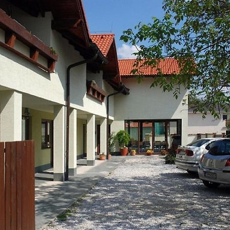 Penzion Jople Podhájska Esterno foto
